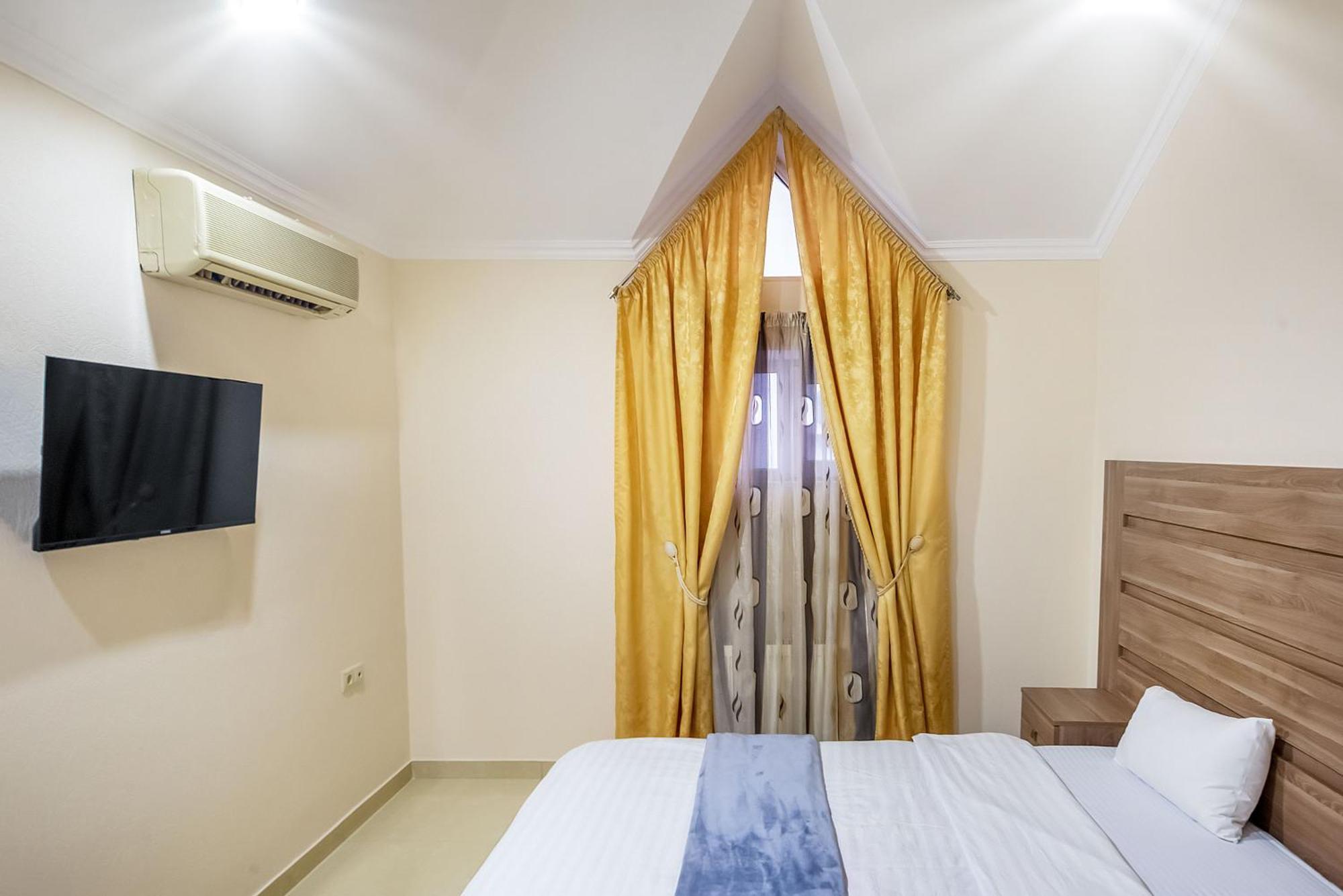 Apart Hotel Georgia Gold Tbilisi Exteriör bild