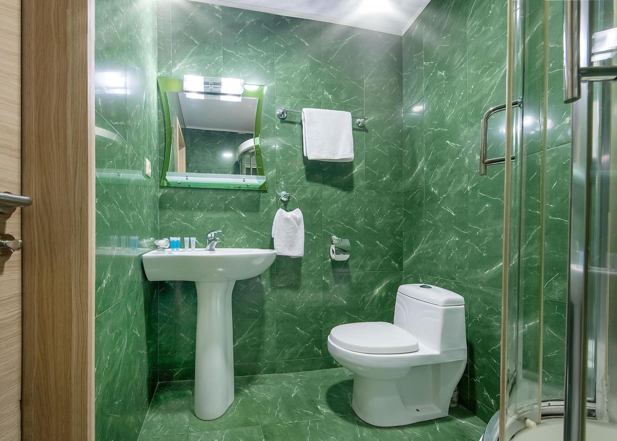 Apart Hotel Georgia Gold Tbilisi Exteriör bild